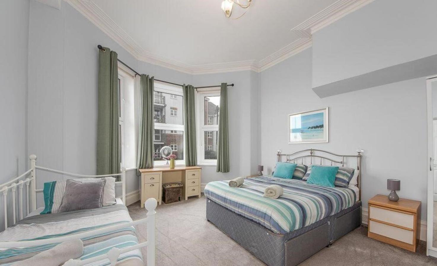 Loveliest Homes Paignton - Sea Front Location With Parking Luaran gambar